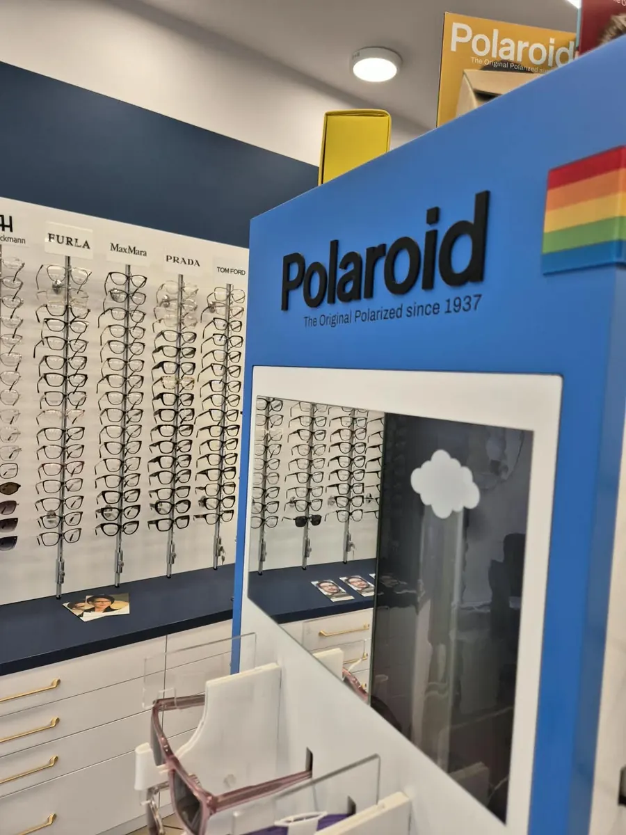 Oferta Ekspozycja Polaroid w salonie KOBAN OPTYK w Oleśnicy
